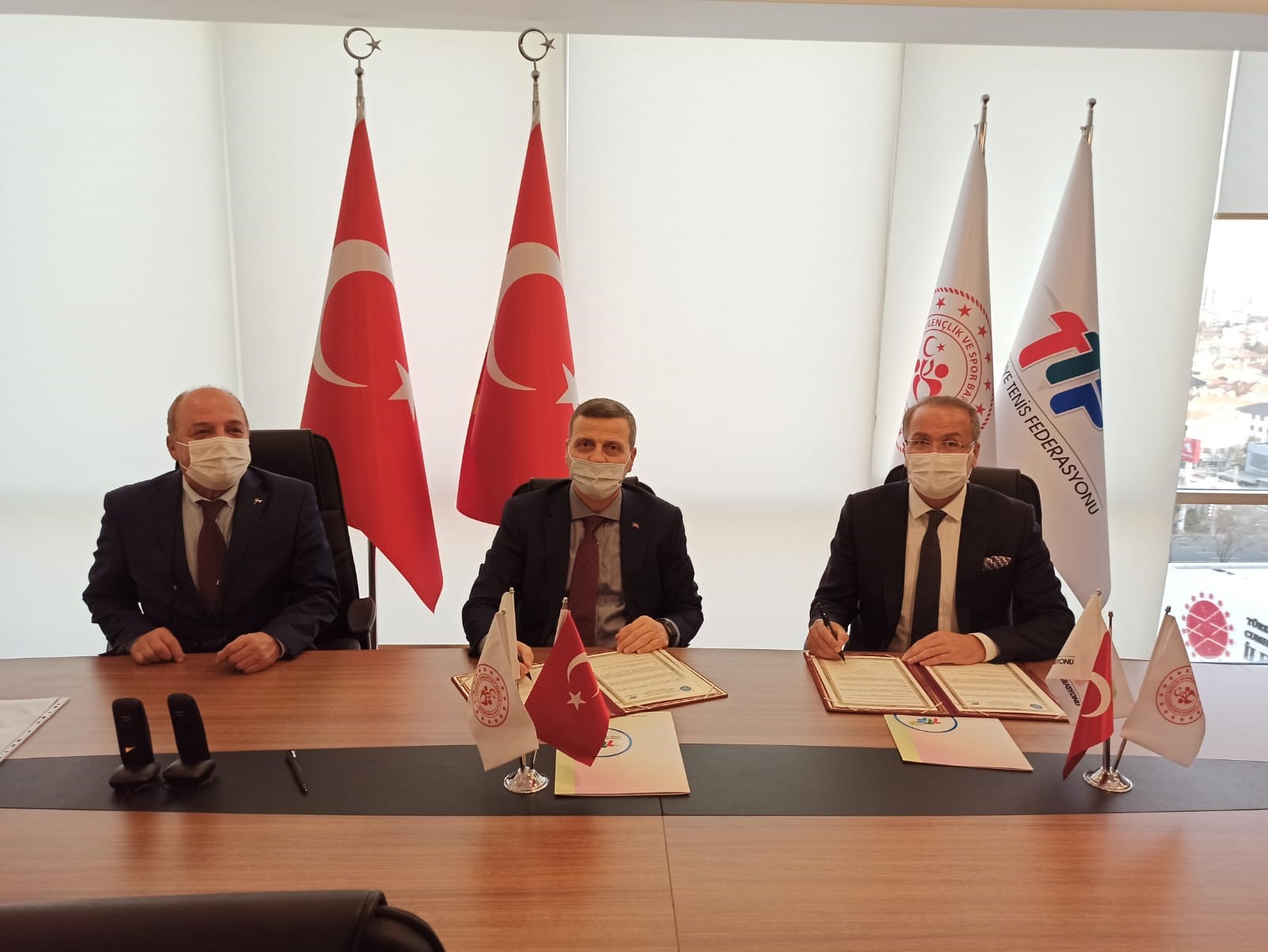Üniversitemiz ile Türkiye Tenis Federasyonu Arasında Protokol İmzalandı
