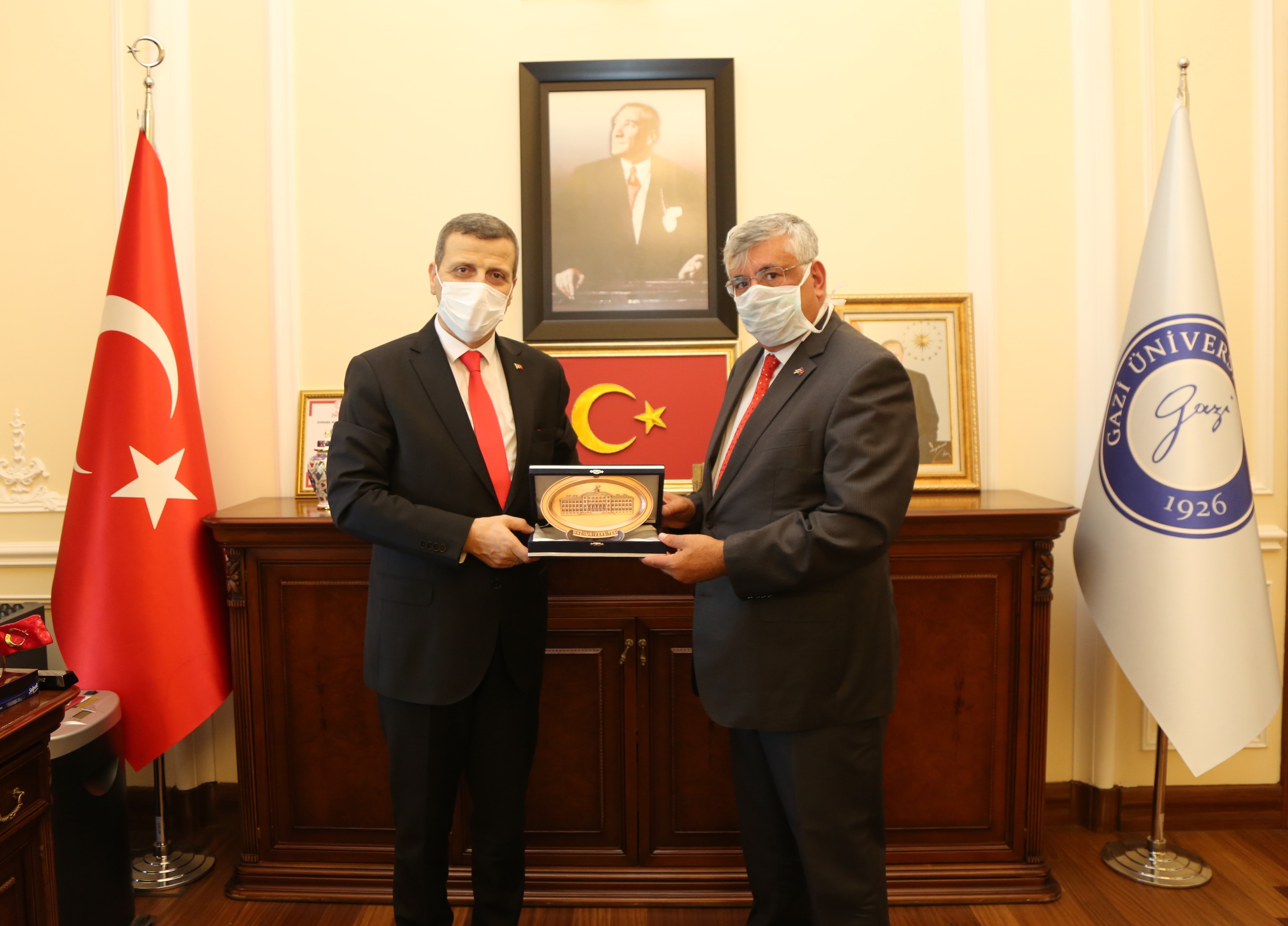 Danıştay Savcısı Ahmet Pesen, Üniversitemiz Rektörü Prof. Dr. Musa Yıldız’ı Makamında Ziyaret Etti