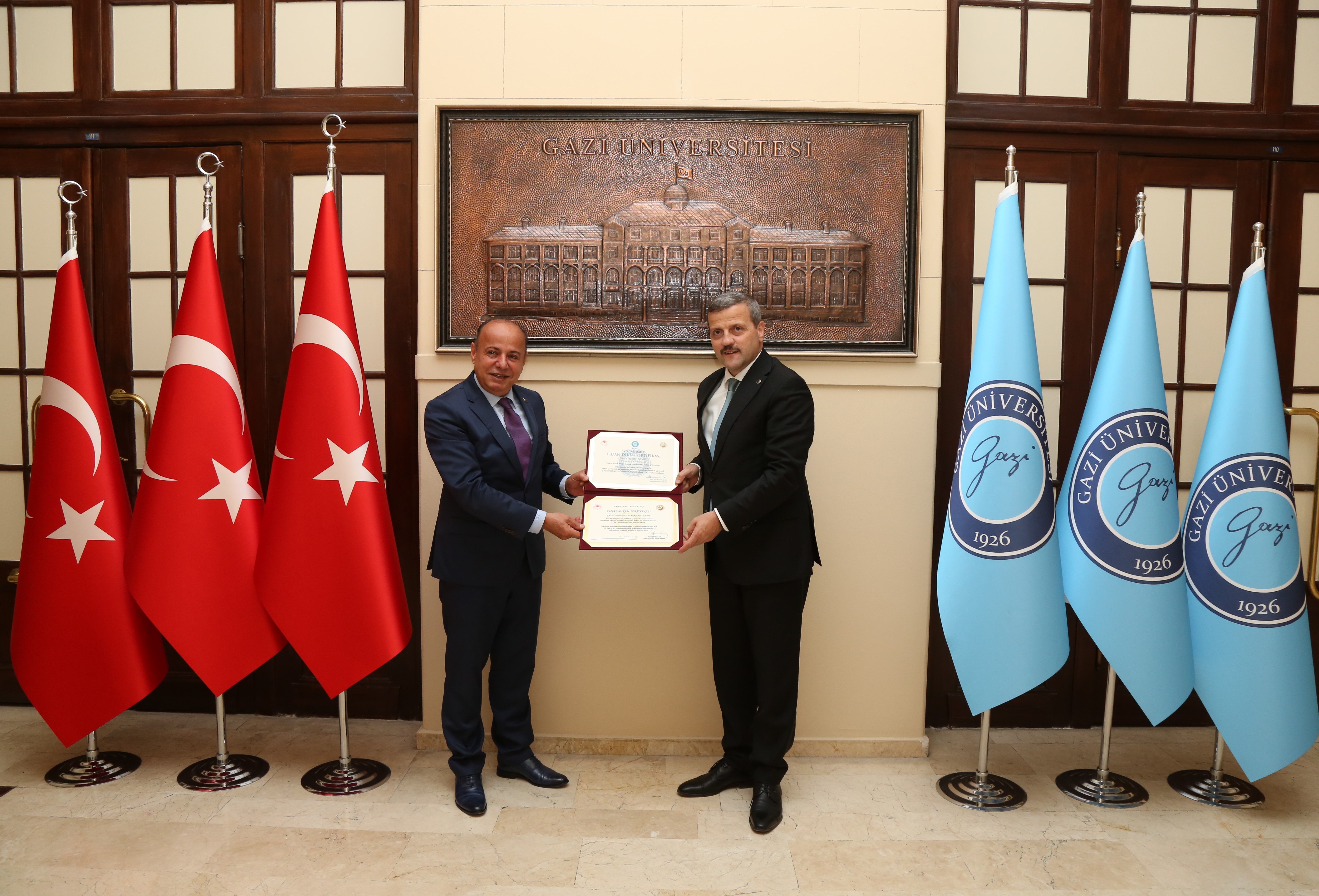 Etimesgut Kaymakamı İzzettin Sevgili, Rektörümüz Prof. Dr. Musa Yıldız’ı Ziyaret Etti
