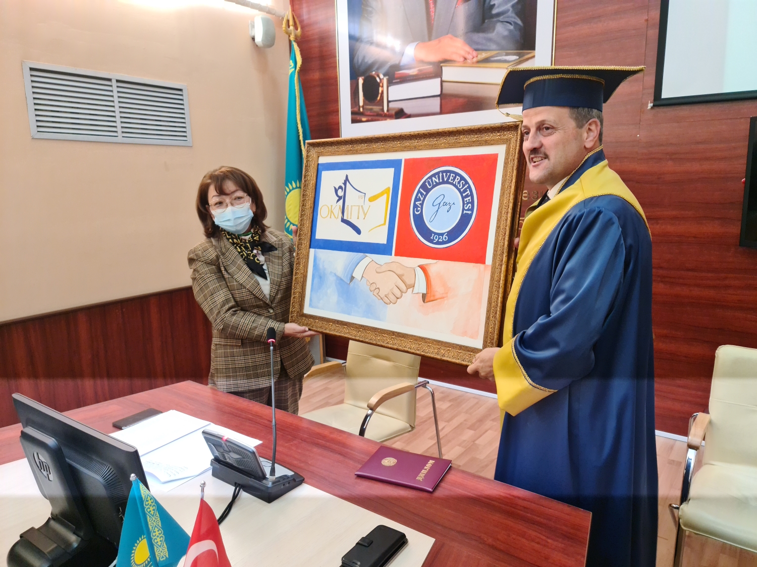 Güney Kazakistan Devlet Pedagoji Üniversitesi Rektörümüz Prof. Dr. Musa Yıldız’a Fahri Profesörlük Unvanı Verdi