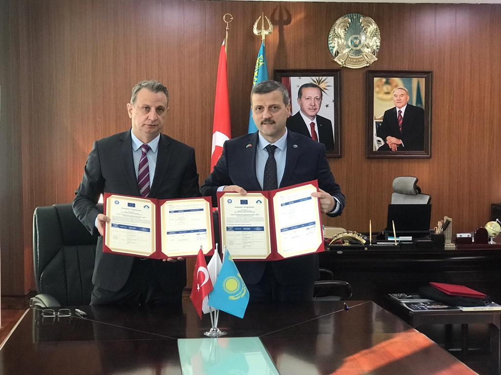 Üniversitemiz ile Hoca Ahmet Yesevi Uluslararası Türk-Kazak Üniversitesi Arasında İş Birliği Protokolü ve Erasmus+ Anlaşması Yeniden İmzalandı