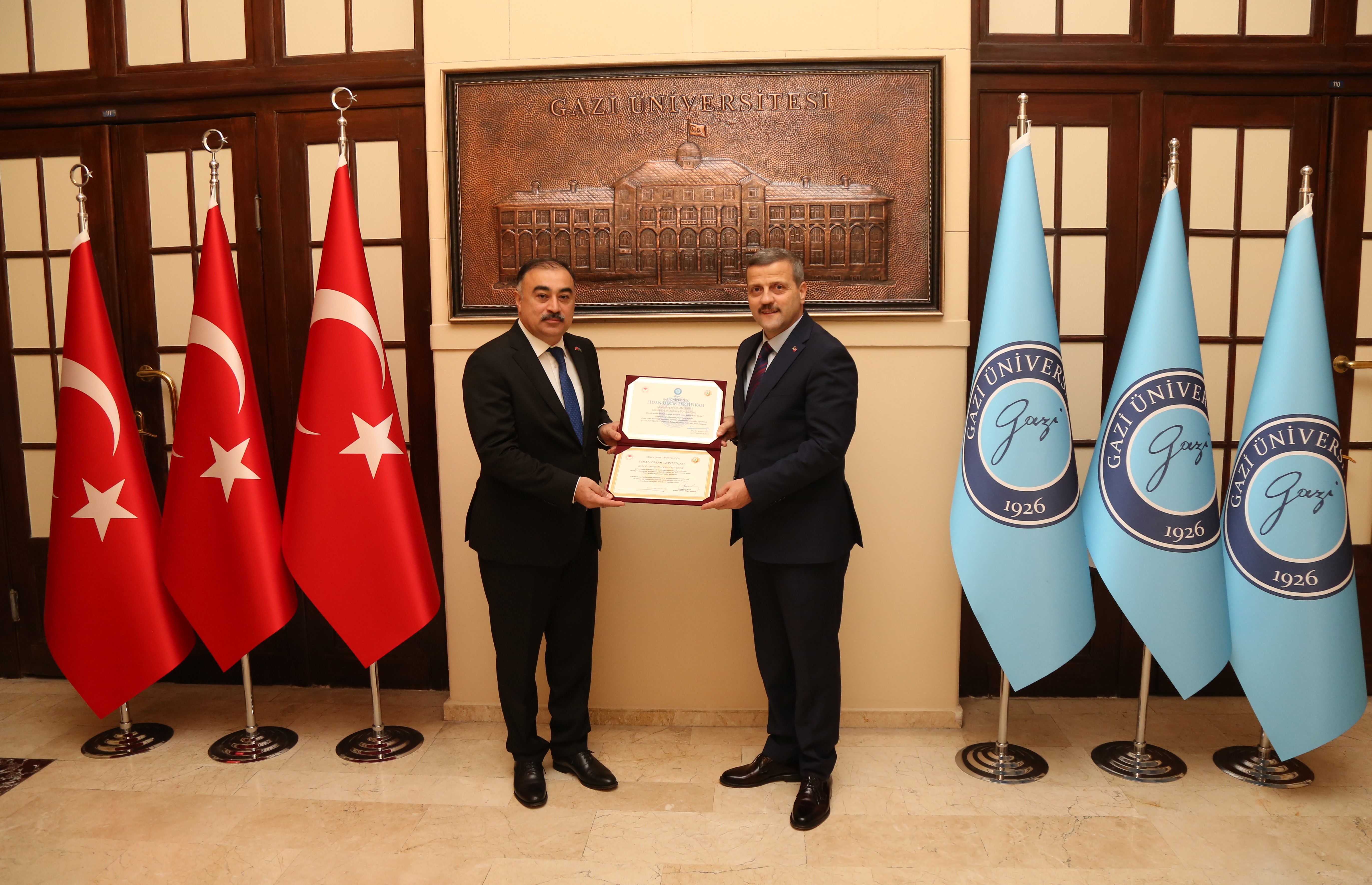 Azerbaycan Ankara Büyükelçisi Reşat Memmedov Rektörümüz Prof. Dr. Musa Yıldız’ı Ziyaret Etti-1
