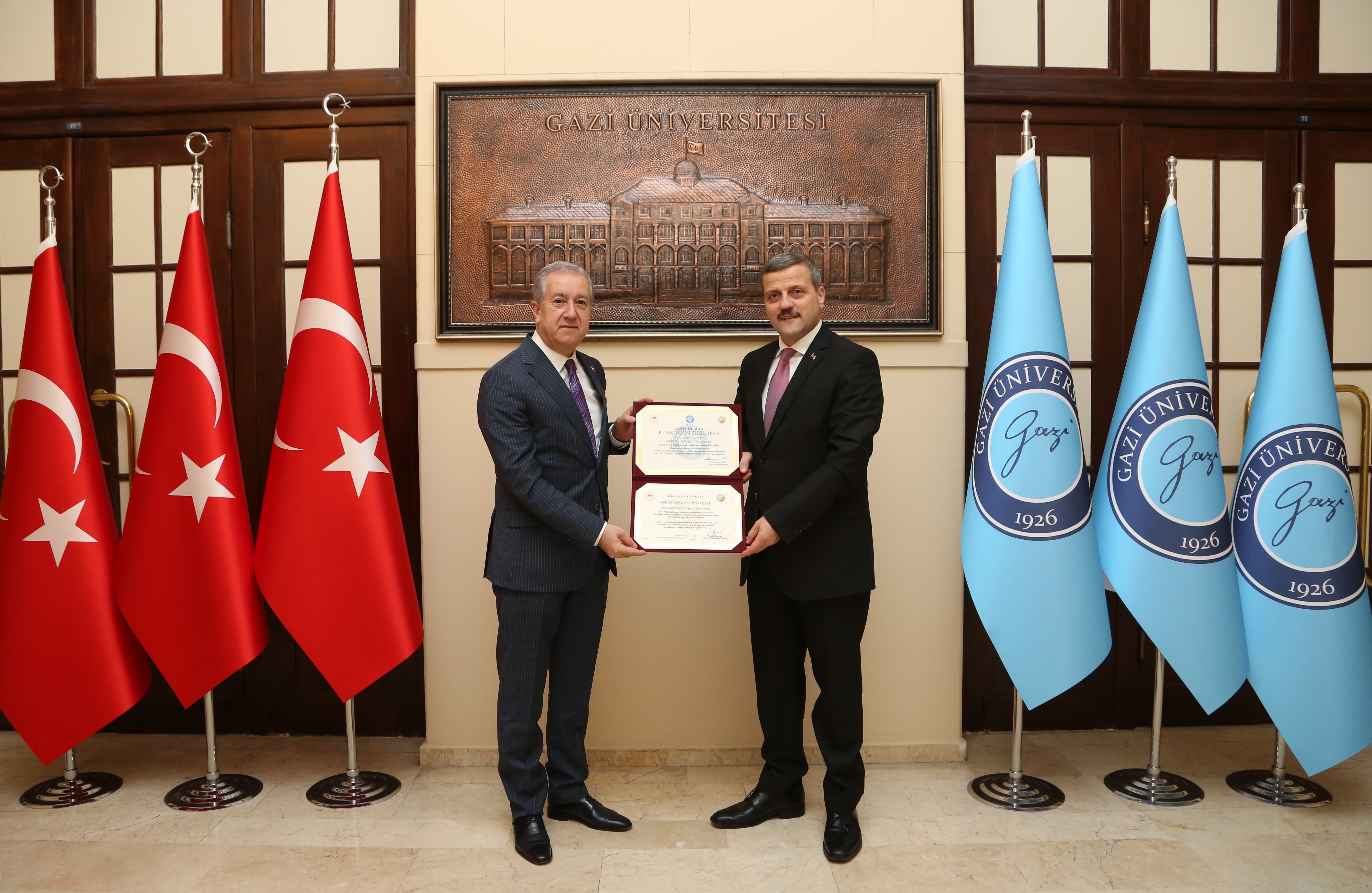 Ankara Milletvekilleri Prof. Dr. Mevlüt Karakaya ile Sadir Durmaz, Rektörümüz Prof. Dr. Musa Yıldız’ı Ziyaret Etti-1