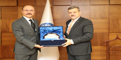 Rektörümüz Prof. Dr. Musa Yıldız Türk Eğitim-Sen Genel Başkanı Talip Geylan’ı Ziyaret Etti