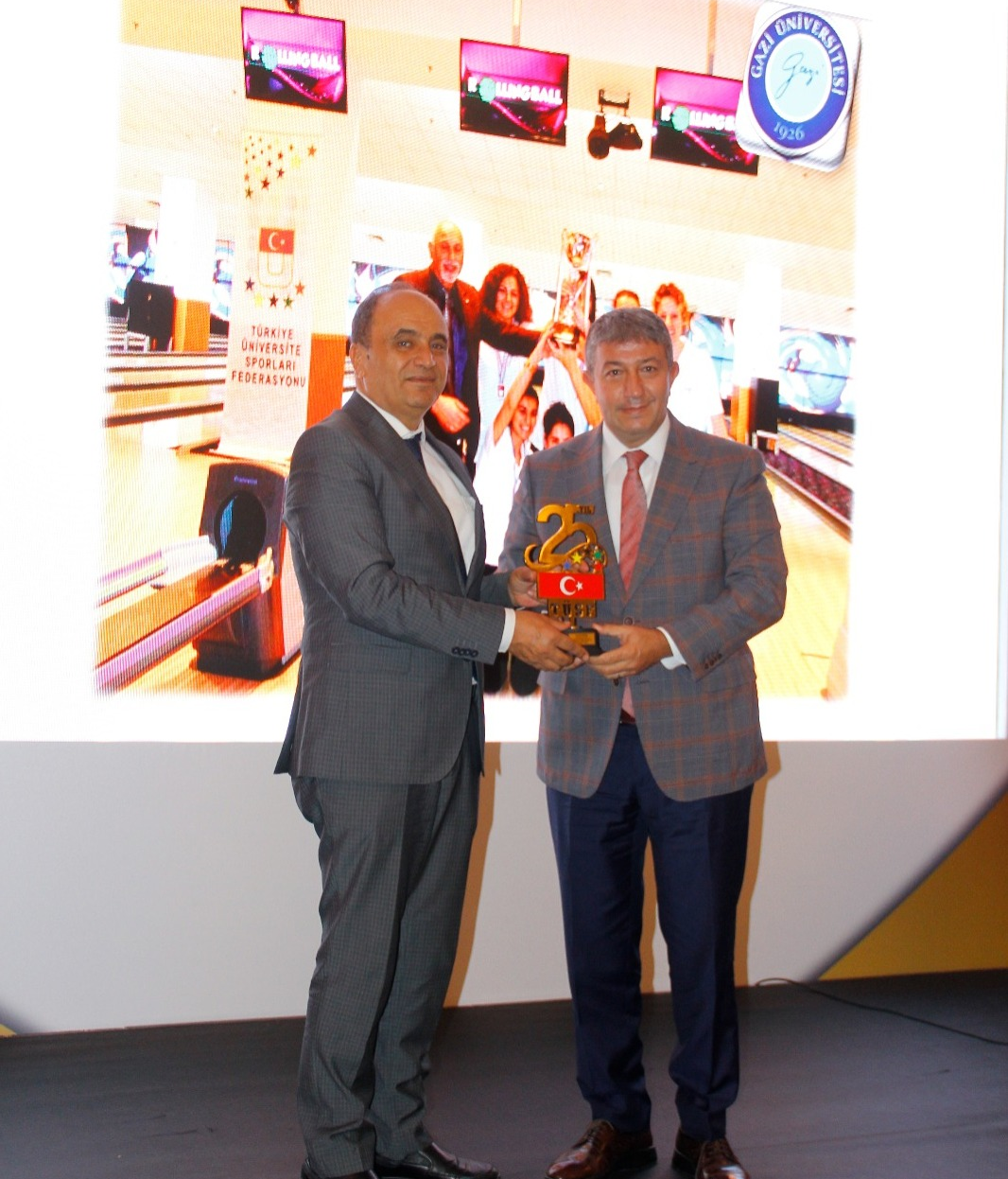 Üniversitemiz, Üniversite Sporları Federasyonundan 3 Ödül Aldı