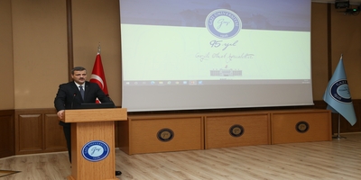 Rektörümüz Prof. Dr. Musa Yıldız Eczacılık Fakültesi 2021-2022 Yılı Akademik Kurul Toplantısına Katıldı