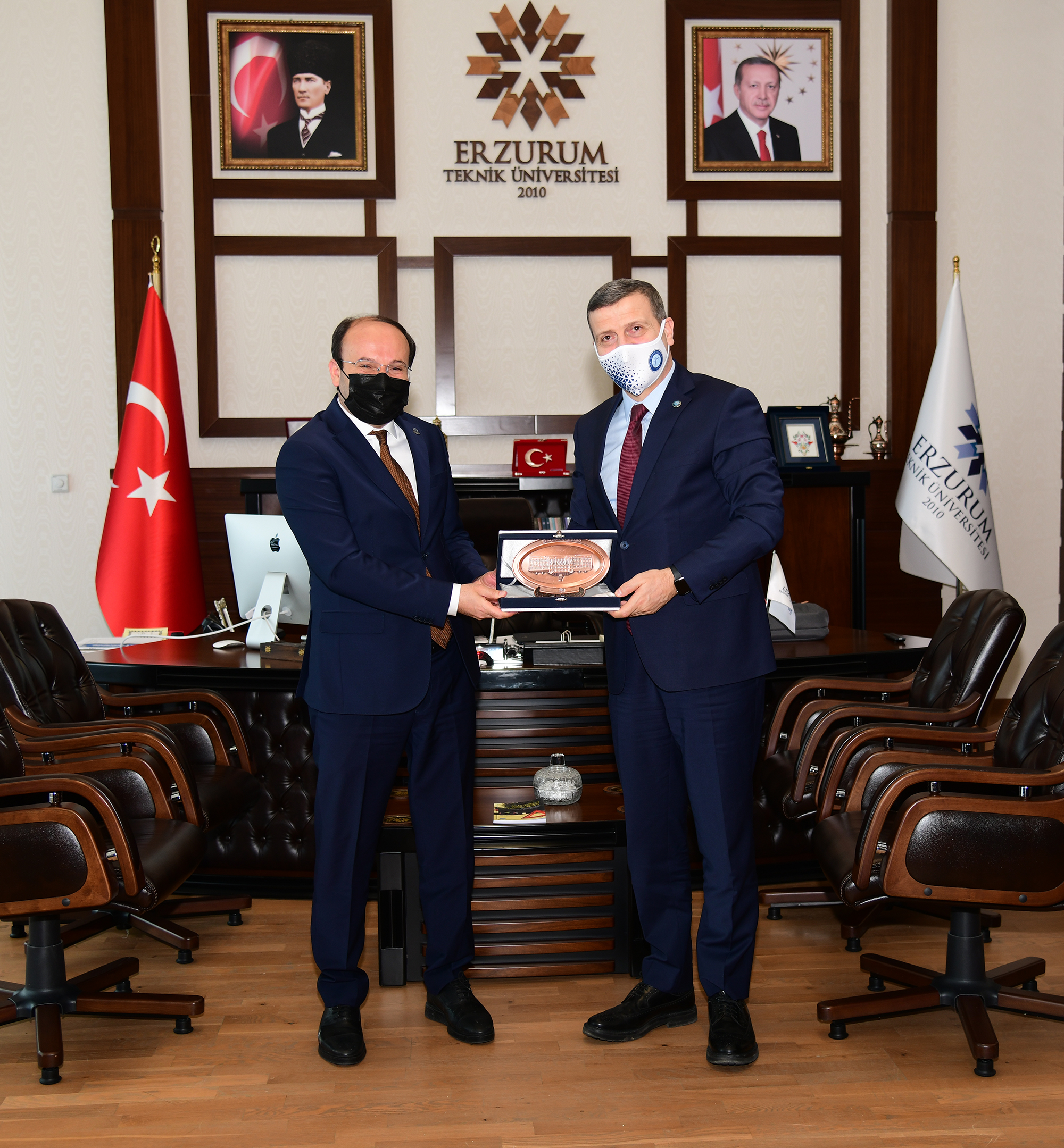 Rektörümüz Prof. Dr. Musa Yıldız, Erzurum Teknik Üniversitesi Rektörü Prof. Dr. Bülent Çakmak’ı Ziyaret Etti