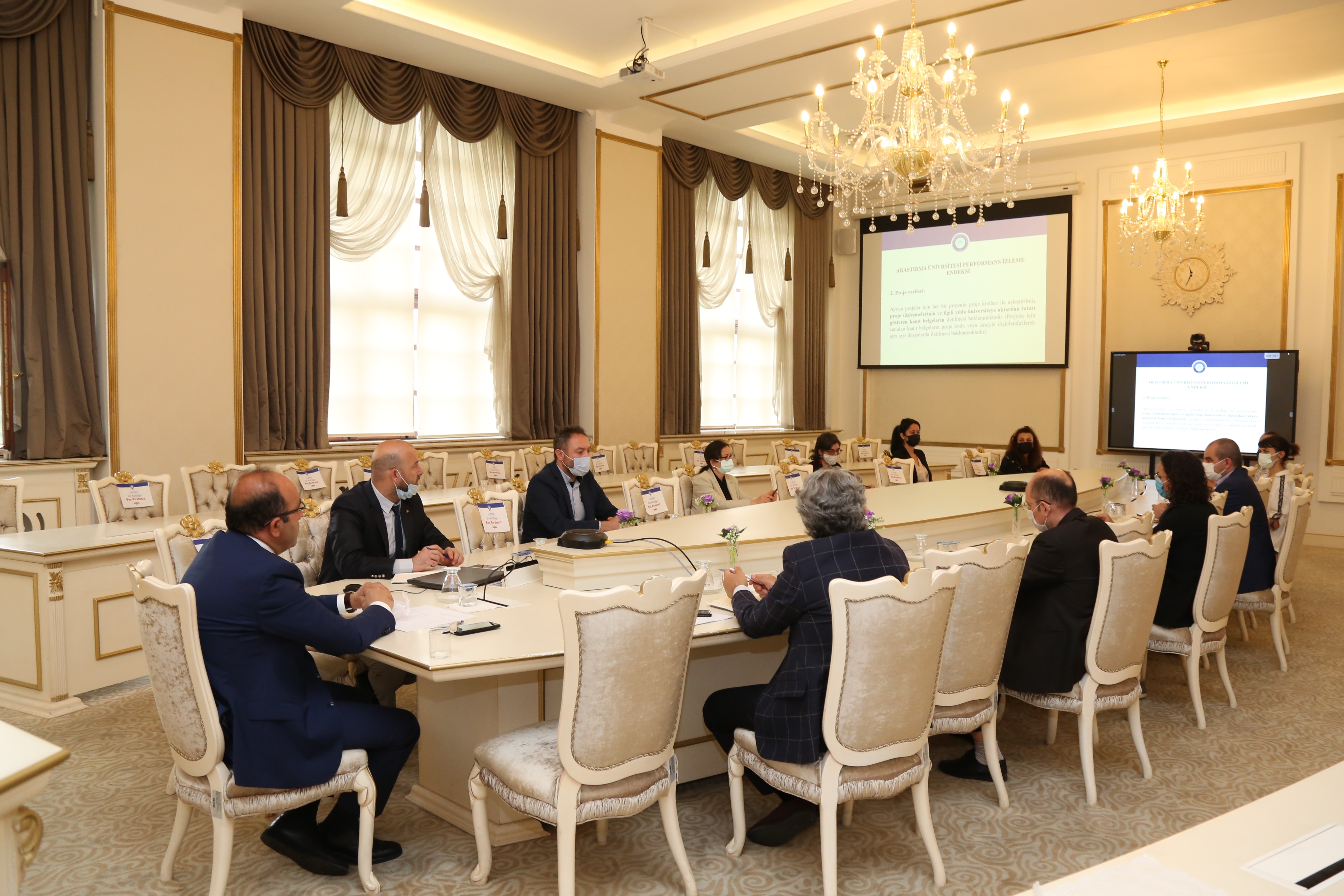 “2021 Yılı Girişimci ve Yenilikçi Üniversite Endeksi” ve “2020 Yılı Araştırma Üniversiteleri Performans İzleme Endeksi” Göstergeleri Koordinasyon Toplantısı