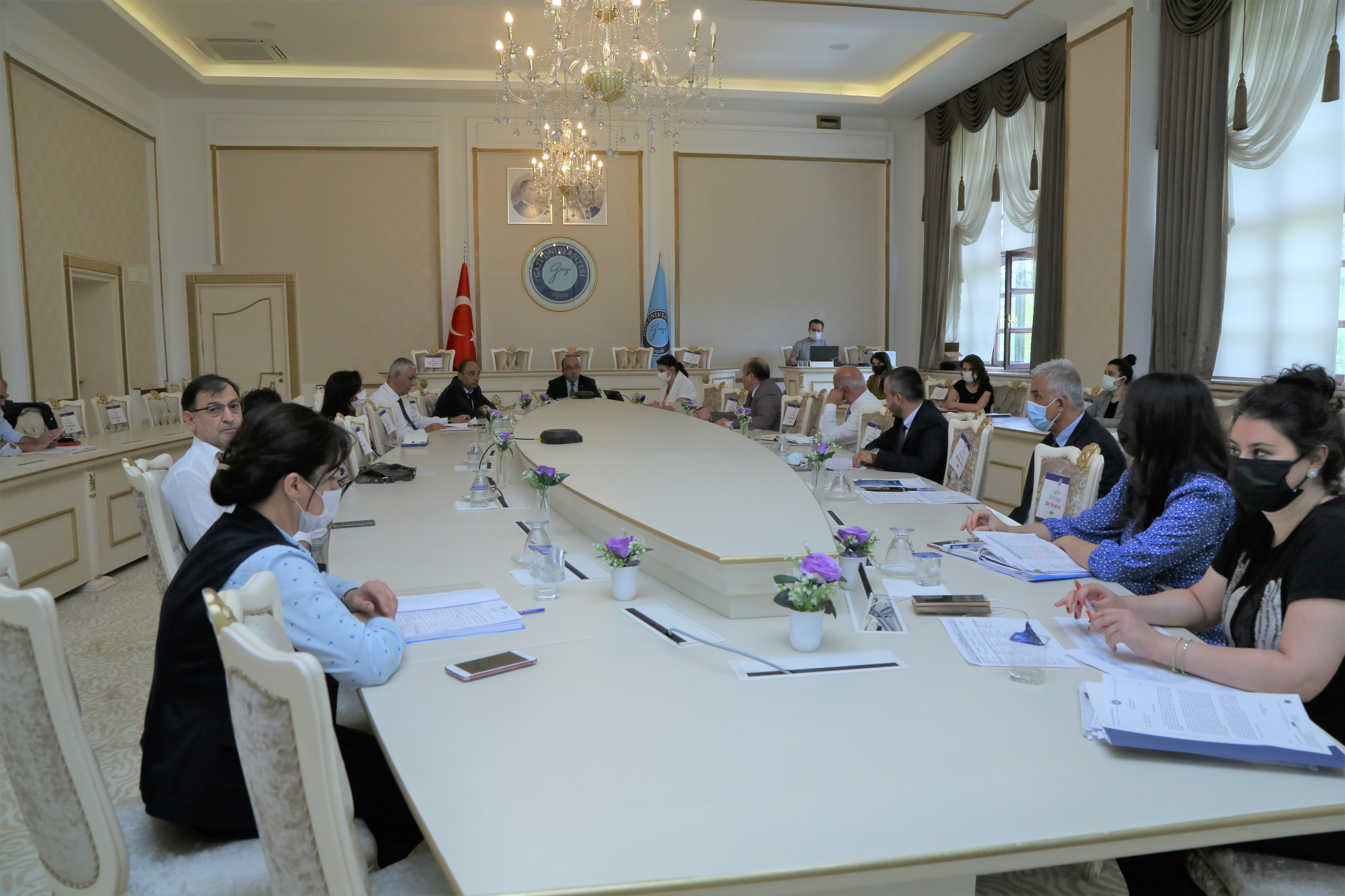 Üniversitemizin “Eğitim ve Öğretim Alanındaki İyileştirme Çalışmaları” Kalite Komisyonu İş Birliği Toplantılarında Görüşüldü