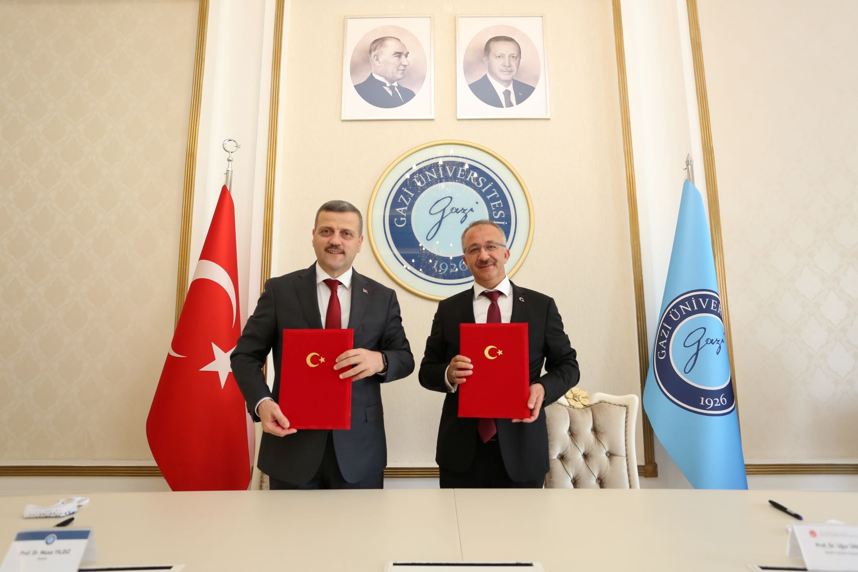 Üniversitemiz İle Cumhurbaşkanlığı Devlet Arşivleri Başkanlığı Arasında İş Birliği Protokolü İmzalandı