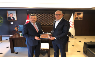 Rektörümüz Prof. Dr. Musa Yıldız, Türkiye Voleybol Federasyonu Başkanı Mehmet Akif Üstündağ'ı Ziyaret Etti