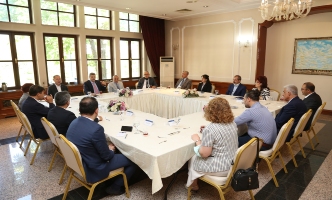 Rektörümüz Prof. Dr. Musa Yıldız, Üniversitemiz Daire Başkanlarıyla Bir Araya Geldi