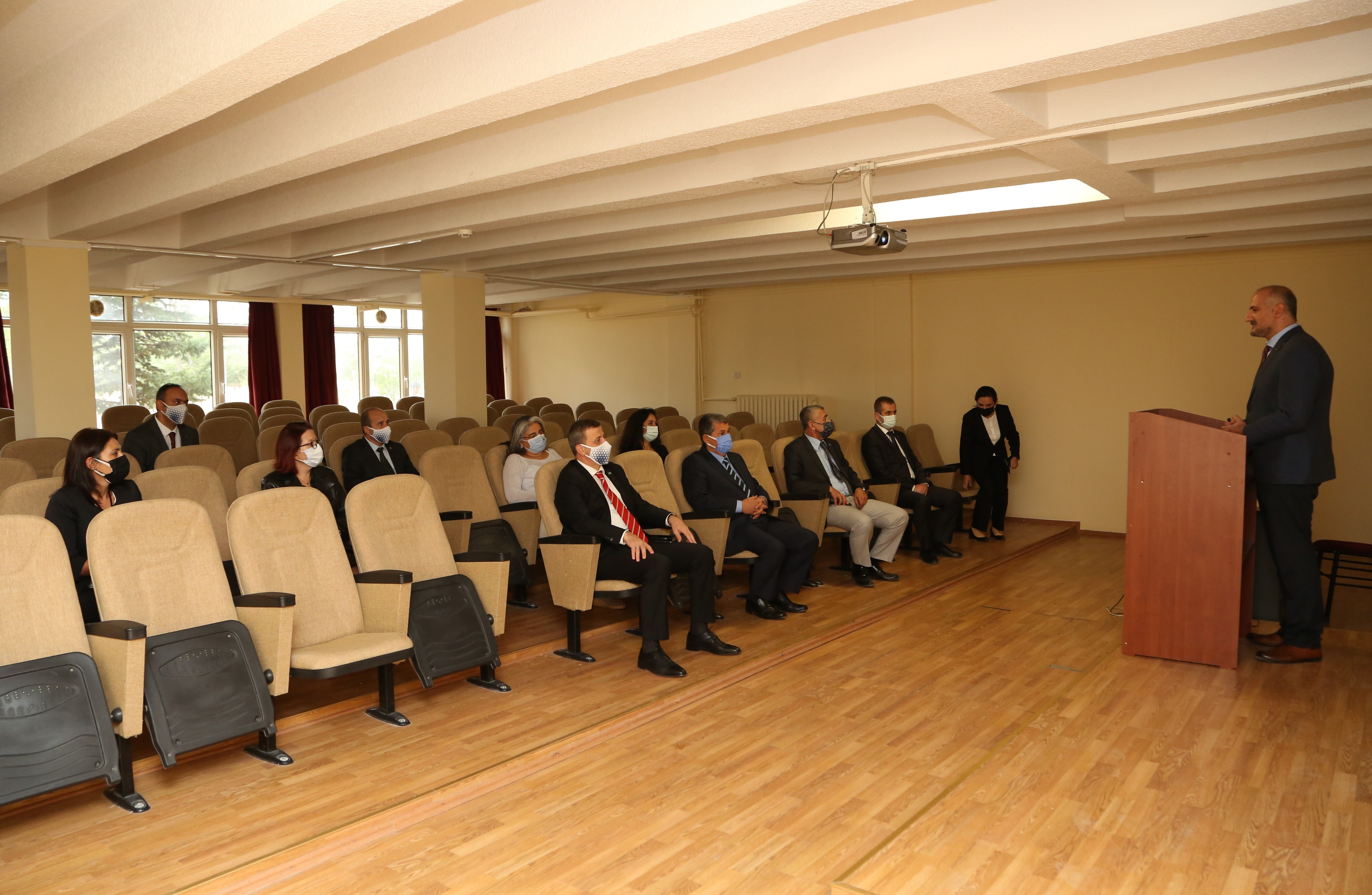Üniversitemiz Sağlık Hizmetleri Meslek Yüksekokuluyla Verimlilik Toplantısı Gerçekleştirildi-1
