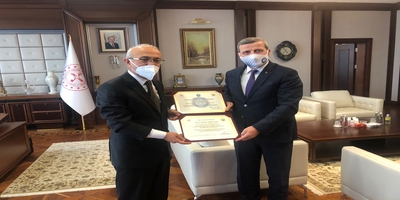 Rektörümüz Prof. Dr. Musa Yıldız, Hazine ve Maliye Bakanı Lütfi Elvan’ı Ziyaret Etti