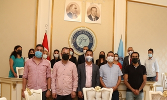 Rektörümüz Prof. Dr. Musa Yıldız, Basın ve Halkla İlişkiler Müdürlüğü Çalışanlarıyla Değerlendirme Toplantısında Bir Araya Geldi