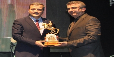 Rektörümüz Prof. Dr. Musa Yıldız, Samsun Gazeteciler Cemiyeti Tarafından Yılın Bürokratı (Türkiye) Ödülü’ne Layık Görüldü 