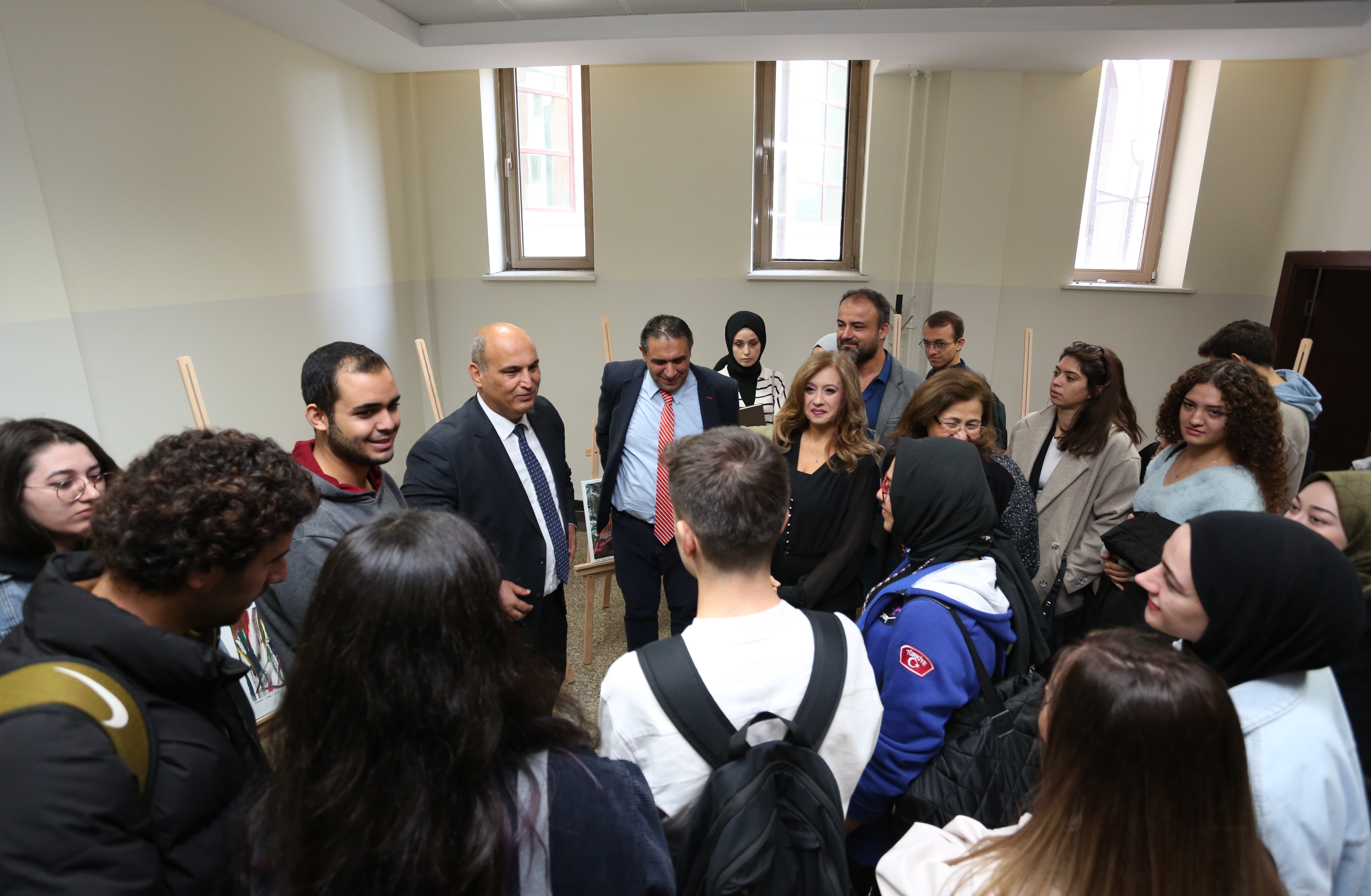 Gazi Üniversitesi Öğrenme Gelişim Eğitim Uygulama ve Araştırma Merkezi Tarafından “Benim Resmim” Konulu Resim Çalıştayı Düzenlendi-1