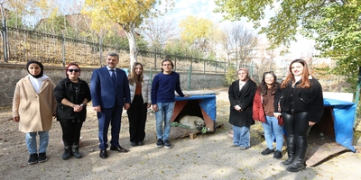 Rektörümüz Prof. Dr. Musa Yıldız, Üniversitemizde Bulunan Hayvan Barınağını Ziyaret Etti