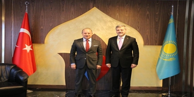 Rektörümüz Prof. Dr. Musa Yıldız, Ahmet Yesevi Üniversitesi Mütevelli Heyet Başkanı Prof. Dr. Muhittin Şimşek’i ziyaret etti