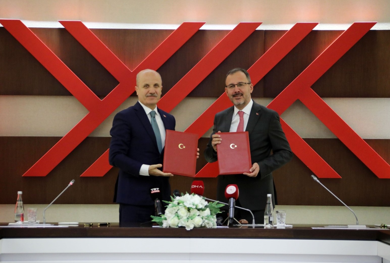 Rektörümüz Prof. Dr. Musa Yıldız, YÖK’te Düzenlenen “Gençlik Ofisleri Protokolü”nün İmza Törenine Katıldı-1