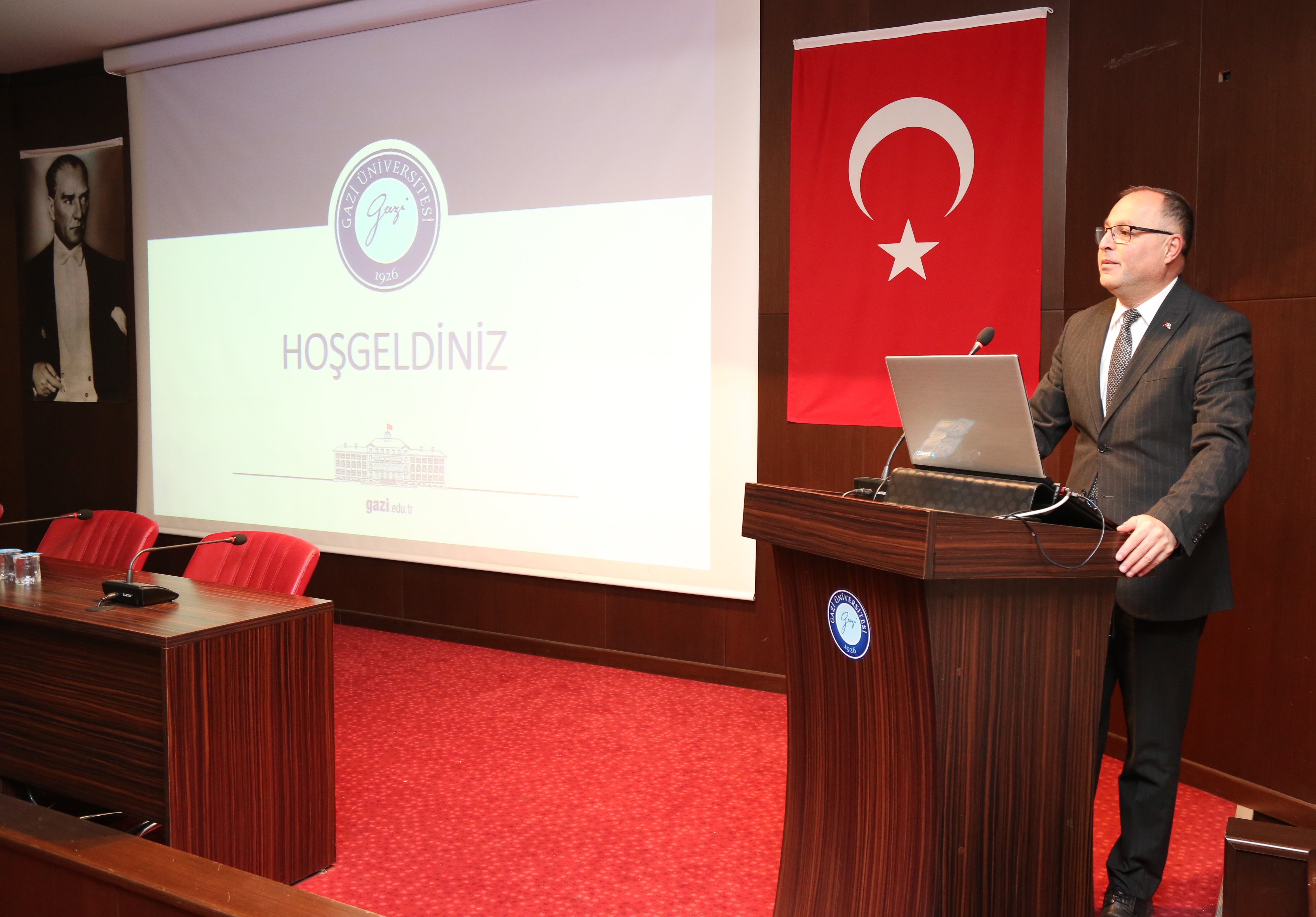 Üniversitemizde “657 Sayılı Devlet Memurları Kanununa Göre Disiplin İşlemleri” Konulu Hizmet İçi Eğitim Düzenlendi-1
