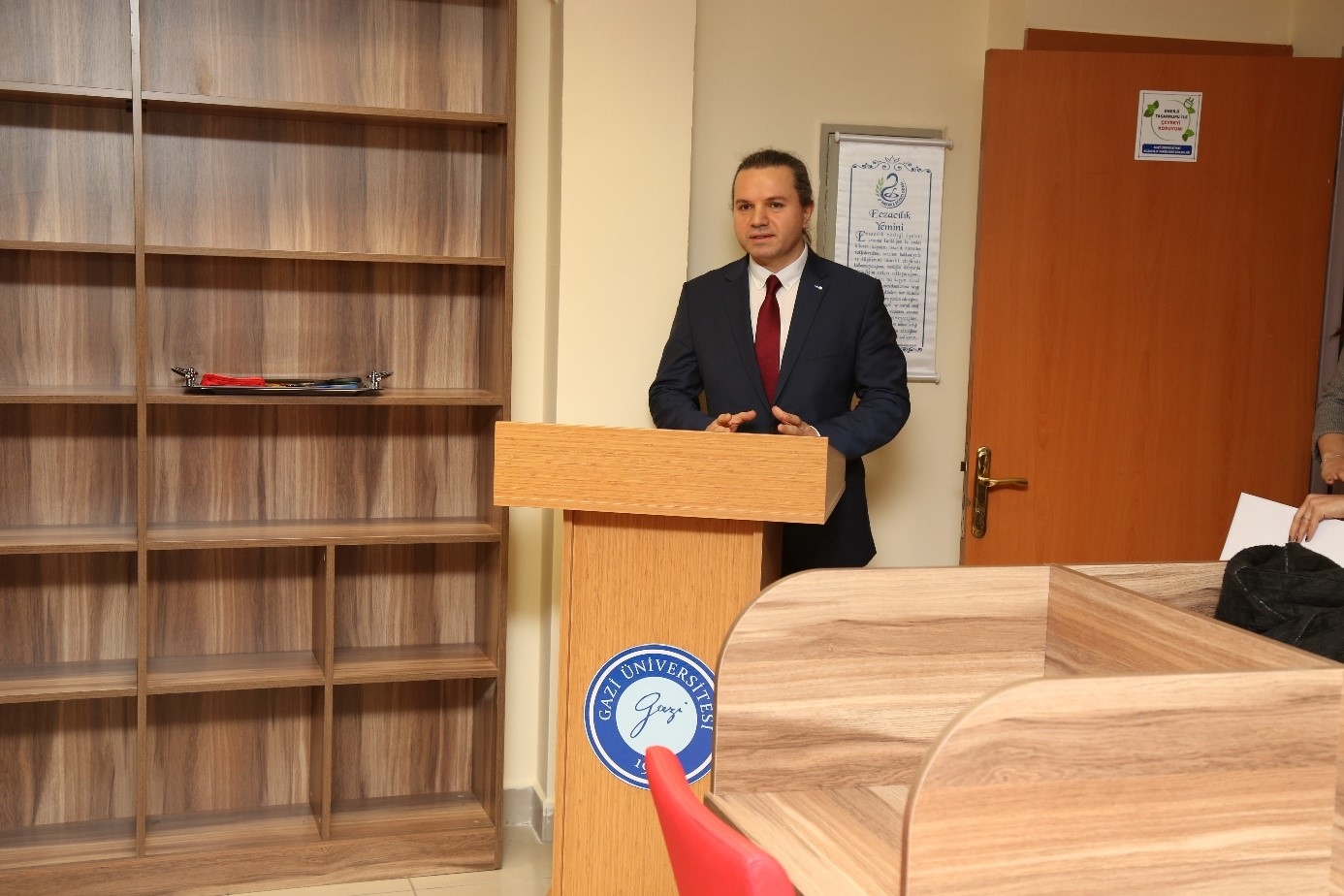 Üniversitemiz Eczacılık Fakültesi Bayfar Çalışma Salonu Hizmete Açıldı-1