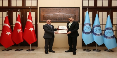 Kafkas Üniversitesi Rektörü Prof. Dr. Hüsnü Kapu, Rektörümüz Prof. Dr. Musa Yıldız’ı Ziyaret Etti