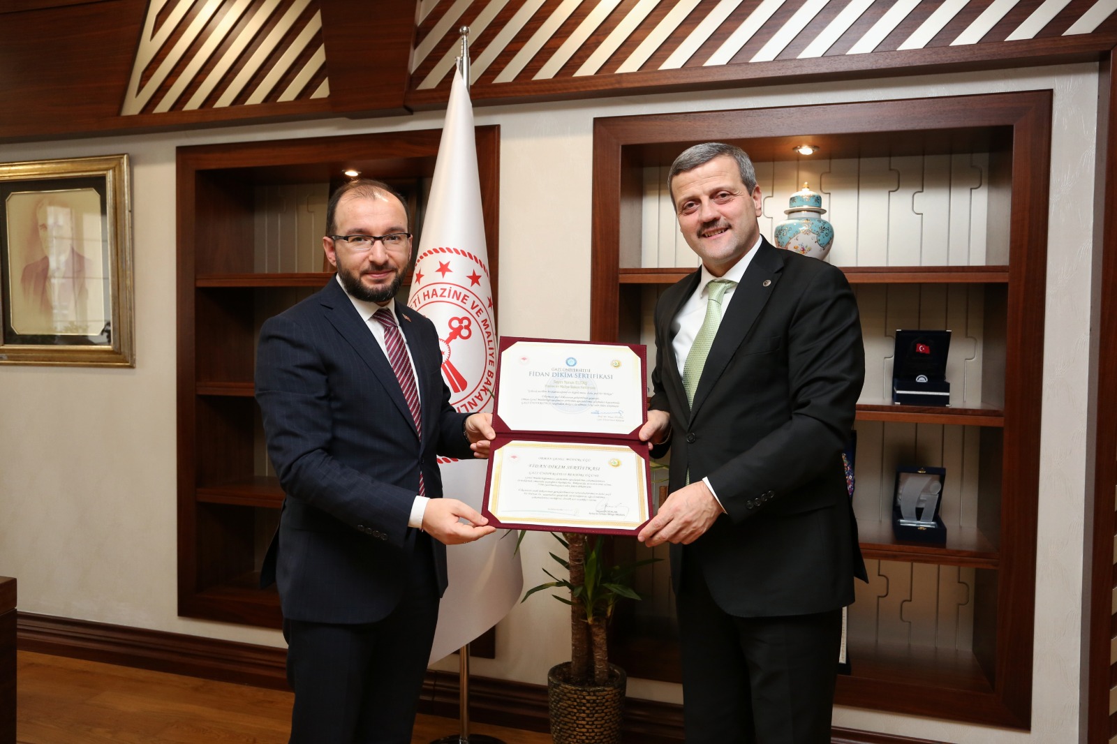 hazine-1
