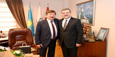 Rektörümüz Prof. Dr. Musa Yıldız TÜRKSOY Genel Sekreteri Prof. Dr. Düsen Kaseinov’u Ziyaret Etti