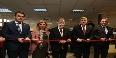 Üniversitemiz Eczacılık Fakültesi Amfilerine Prof. Dr. Aziz Sancar ve Prof. Dr. Ningur Noyanalpan Adını Verdi 
