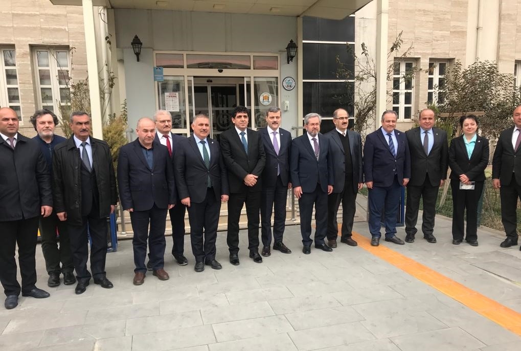 Rektörümüz Prof. Dr. Musa Yıldız Iğdır Üniversitesi Rektörü Prof. Dr. Mehmet Hakkı Alma’yı Ziyaret Etti-1