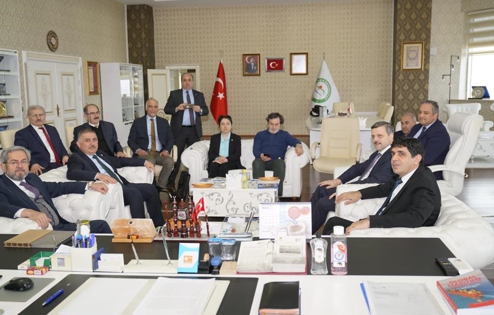 Rektörümüz Prof. Dr. Musa Yıldız Iğdır Üniversitesi Rektörü Prof. Dr. Mehmet Hakkı Alma’yı Ziyaret Etti-1