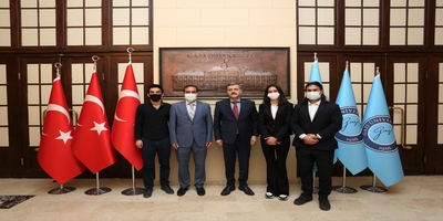 Doç. Dr. Ali Saygın Danışmanlığında Teknofest’e Katılan Takımımız Rektörümüz Prof. Dr. Musa Yıldız’ı Ziyaret Etti