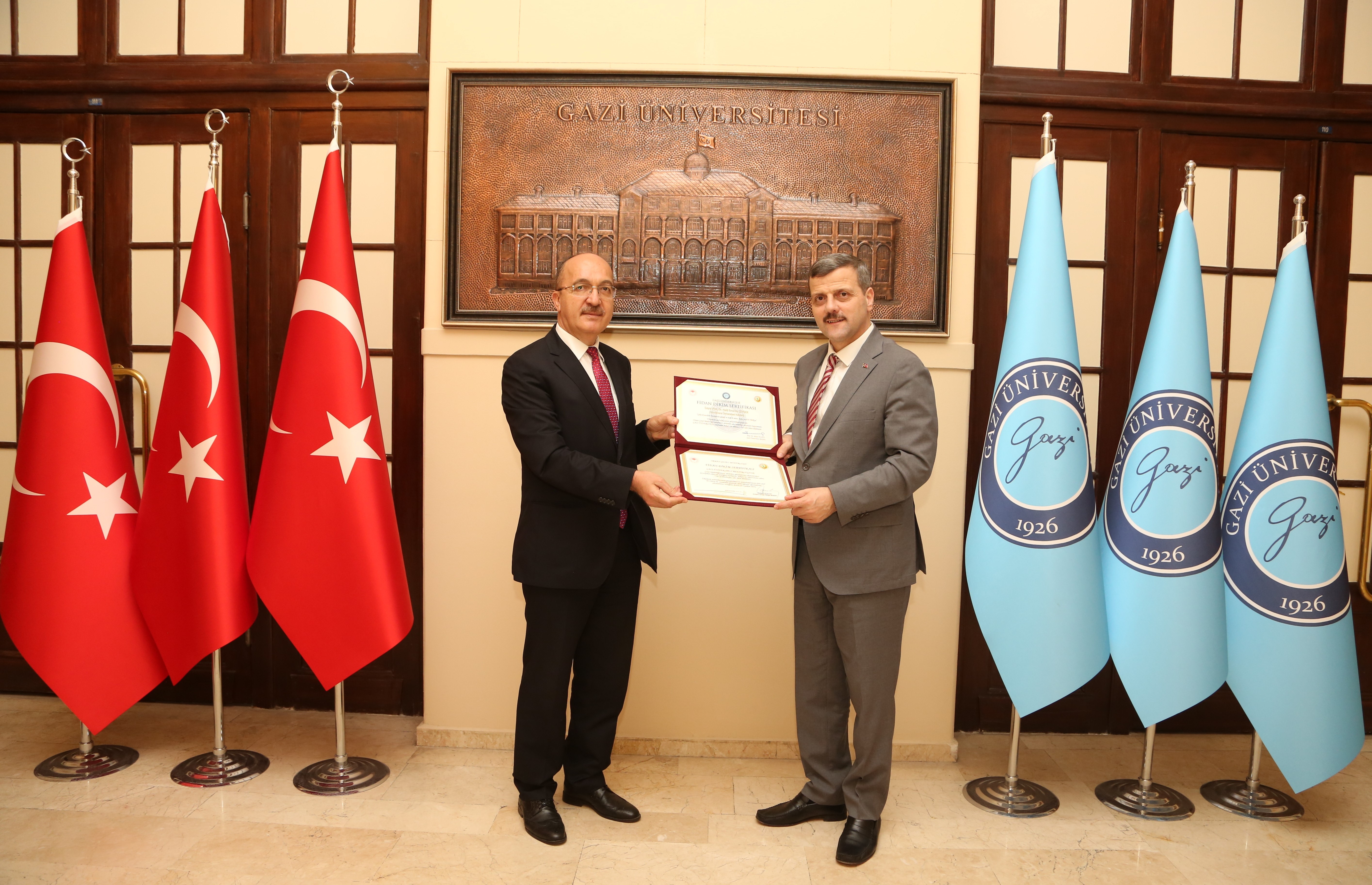 Gümüşhane Üniversitesi Rektörü Prof. Dr. Halil İbrahim Zeybek, Rektör Prof. Dr. Musa Yıldız’ı Ziyaret Etti-1