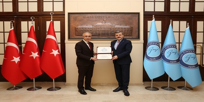 Recep Tayyip Erdoğan Üniversitesi Rektörü Prof. Dr. Hüseyin Karaman, Rektörümüz Prof. Dr. Musa Yıldız’ı Ziyaret Etti