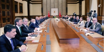 Cumhurbaşkanımız Sayın Recep Tayyip Erdoğan, Sağlık Bakanı Dr. Fahrettin Koca ve Koronavirüs Bilim Kurulu Üyelerini Kabul Etti