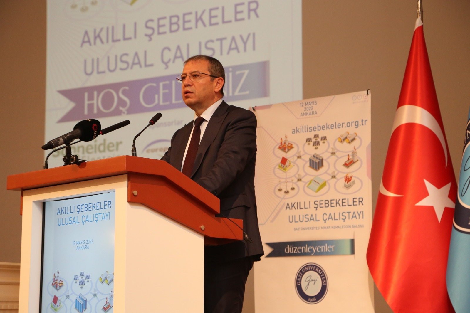 “Akıllı Şebekeler Ulusal Çalıştayı” Gazi Üniversitesi Ev Sahipliğinde Gerçekleştirildi-1