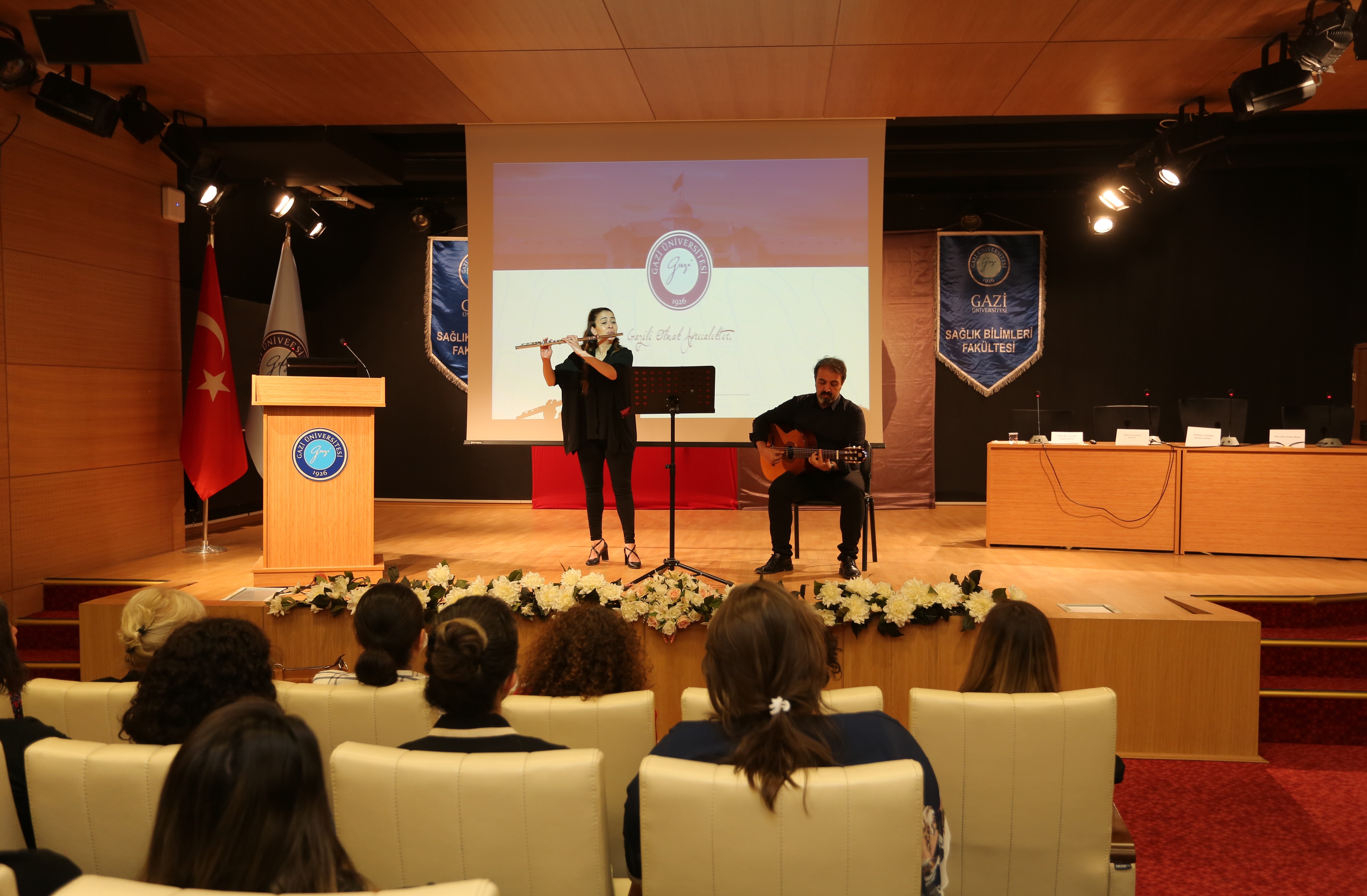 Gazi Üniversitesi Sağlık Bilimleri Fakültesi Tarafından “Hemşirelik Haftası Sempozyumu” Düzenlendi-1