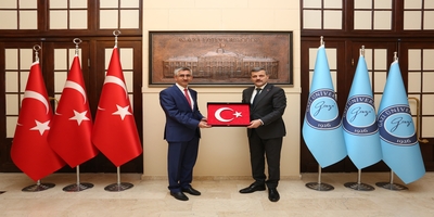 Millî Eğitim Bakan Yardımcısı Dr. Nazif Yılmaz Rektörümüz Prof. Dr. Musa Yıldız’ı Ziyaret Etti