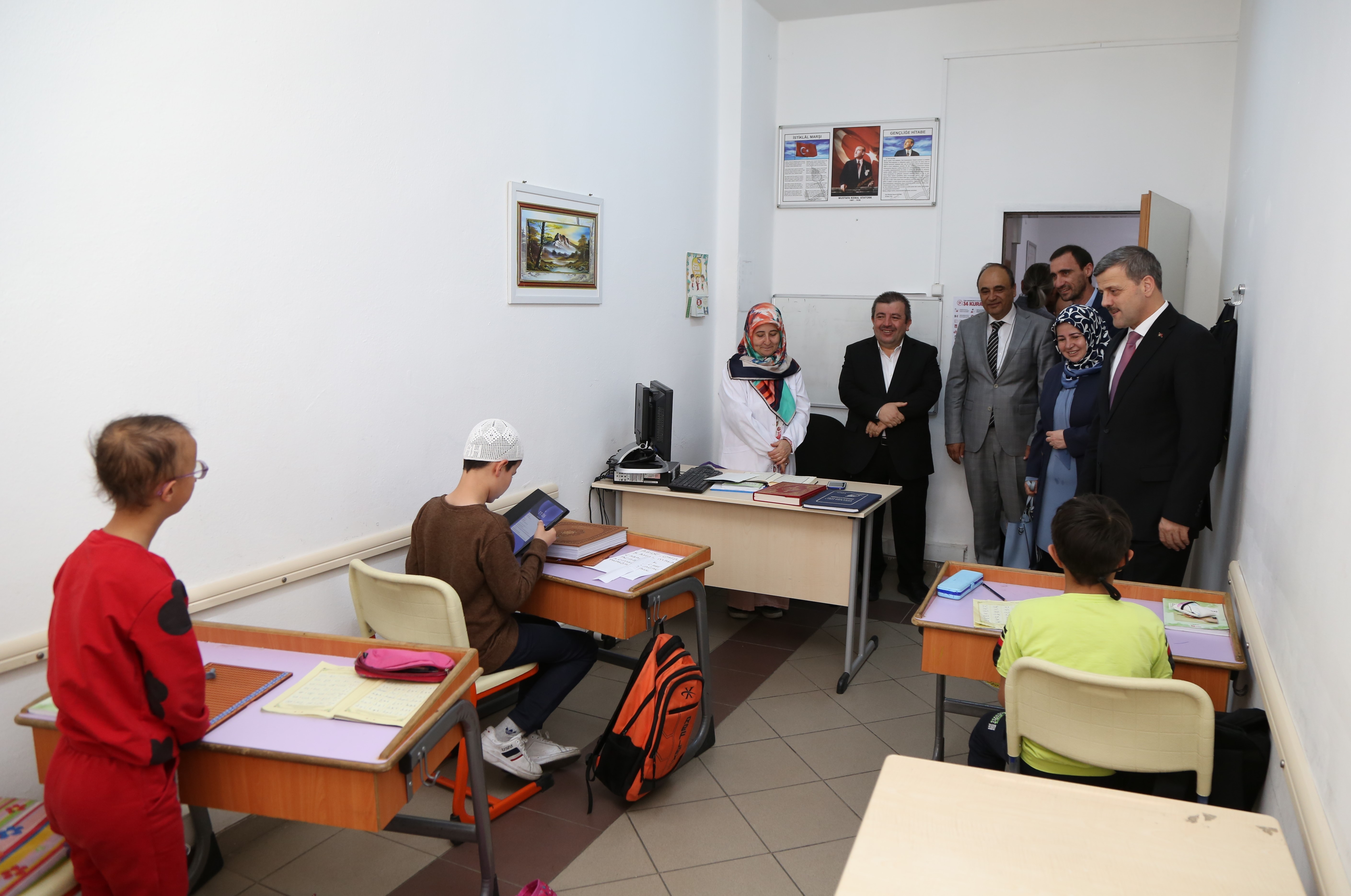 Rektör Prof. Dr. Musa Yıldız, Kani Karaca Görme Engelliler İmam Hatip Ortaokulunu Ziyaret Etti-1
