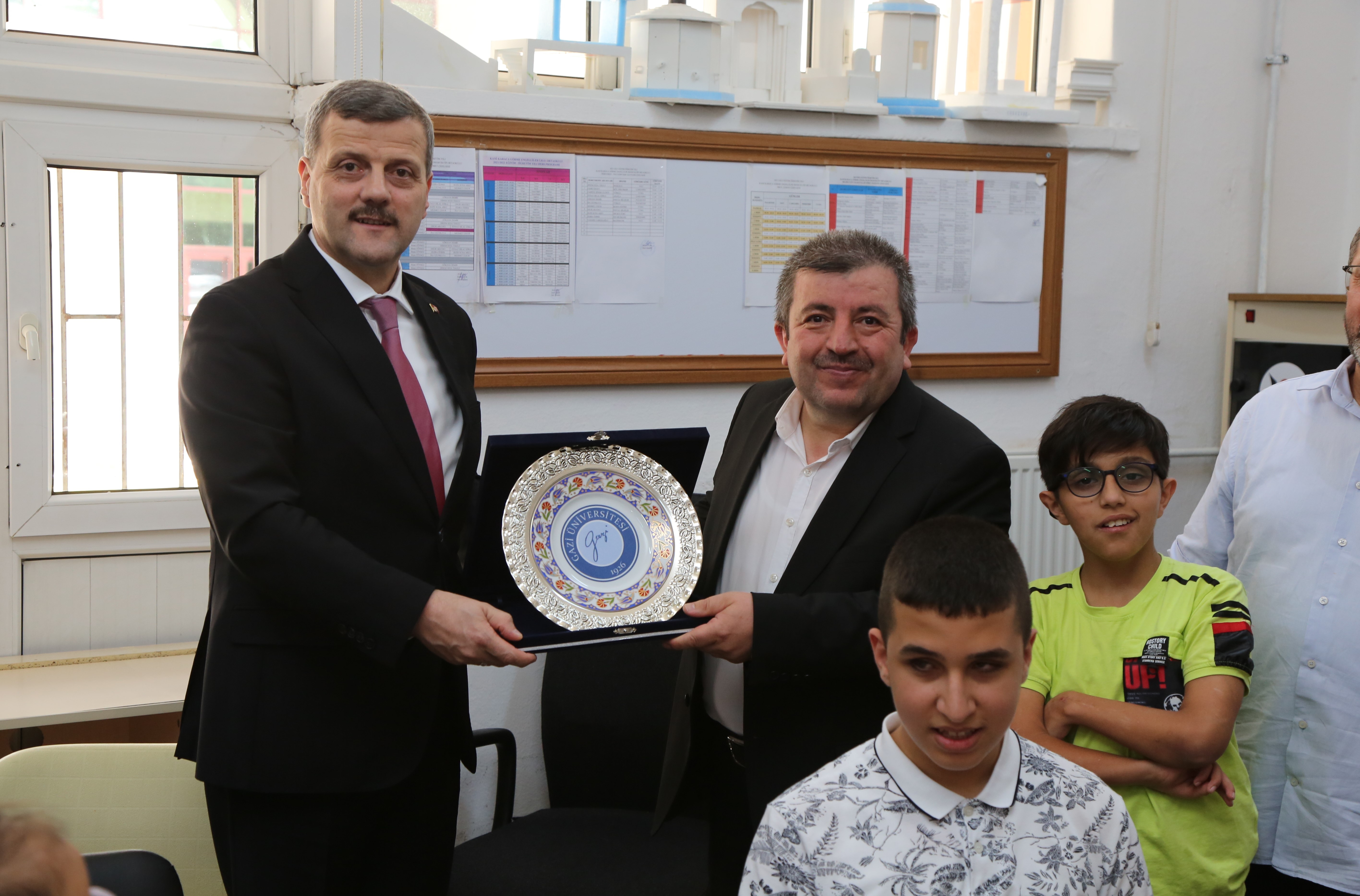 Rektör Prof. Dr. Musa Yıldız, Kani Karaca Görme Engelliler İmam Hatip Ortaokulunu Ziyaret Etti-1