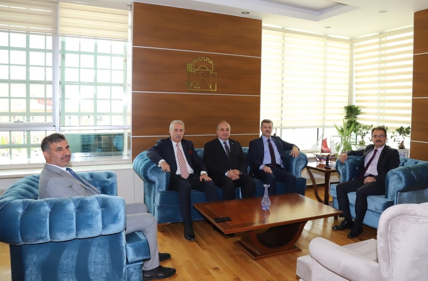 Rektörümüz Prof. Dr. Musa Yıldız Çankırı Valisi Abdullah Ayaz’ı Ziyaret Etti-1