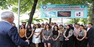 Üniversitemiz Fen Fakültesi Kimya Bölümü Öğrencileri Araştırma Projesi Posterlerini Sundu