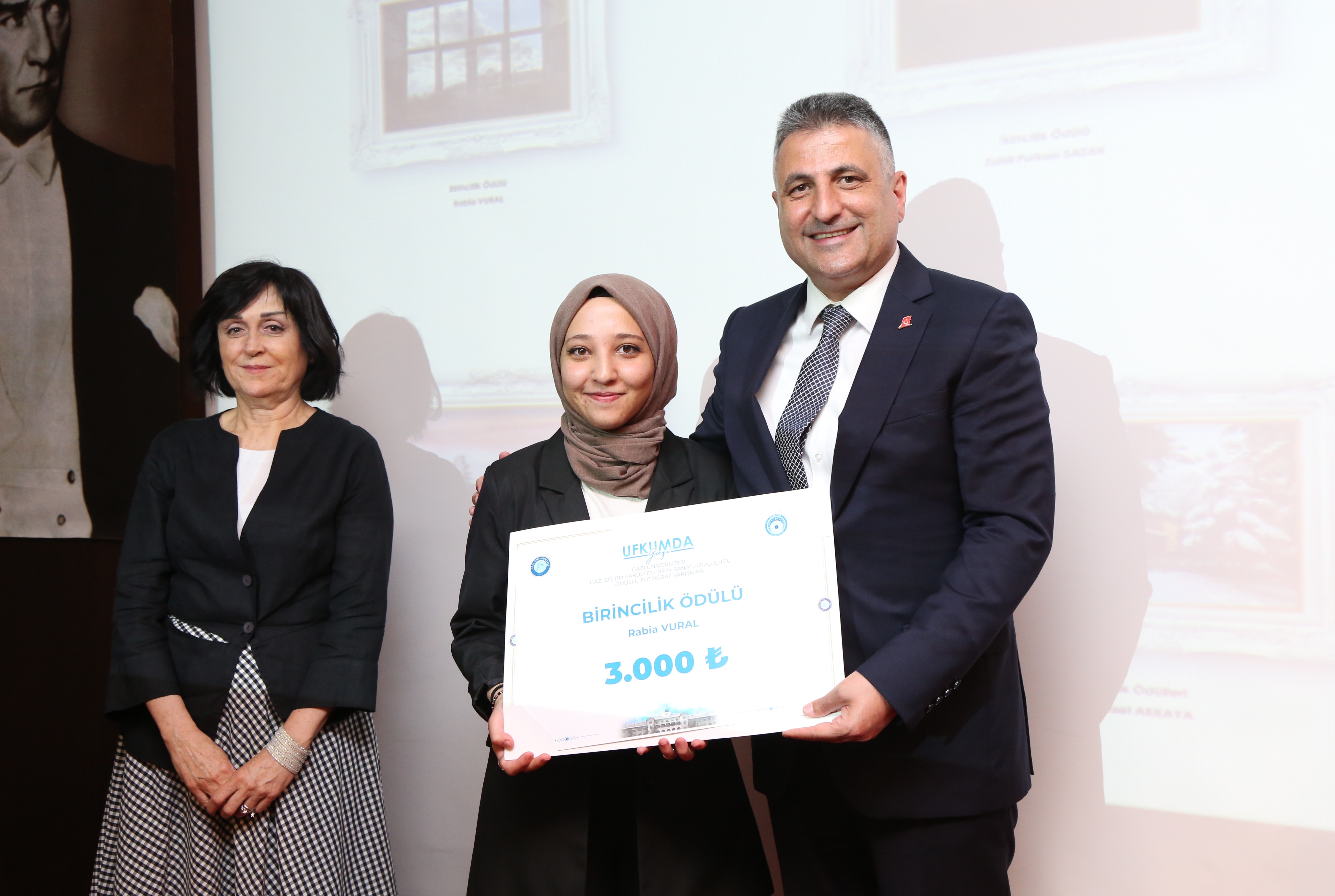Üniversitemizde “2021-2022 Eğitim-Öğretim Yılı Öğrenci Toplulukları Ödül Töreni” Gerçekleştirildi-1