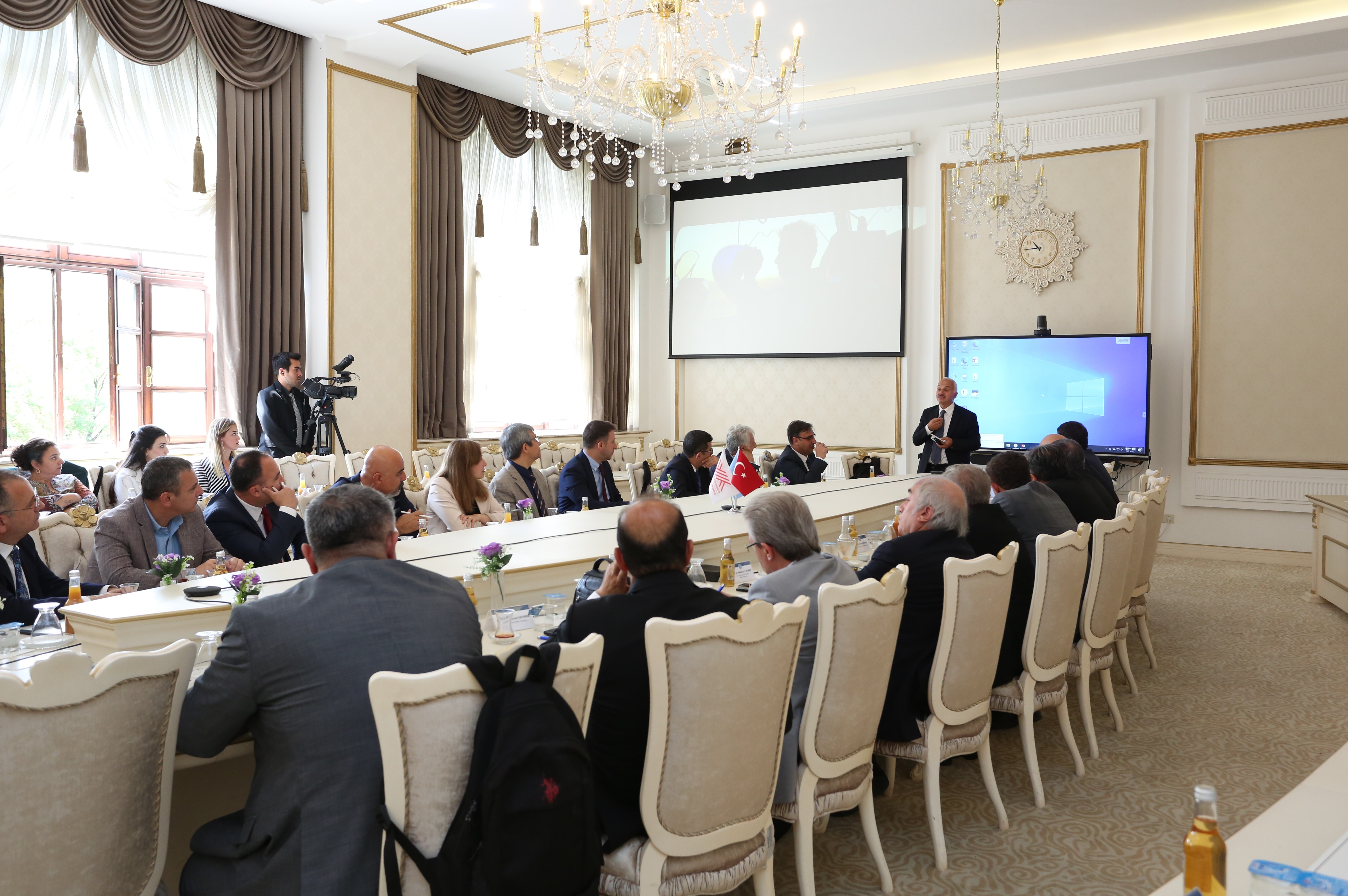 YÖK-TUSAŞ İş Birliği Protokolü Kapsamında Düzenlenen Toplantı Üniversitemiz Ev Sahipliğinde Gerçekleştirildi-1