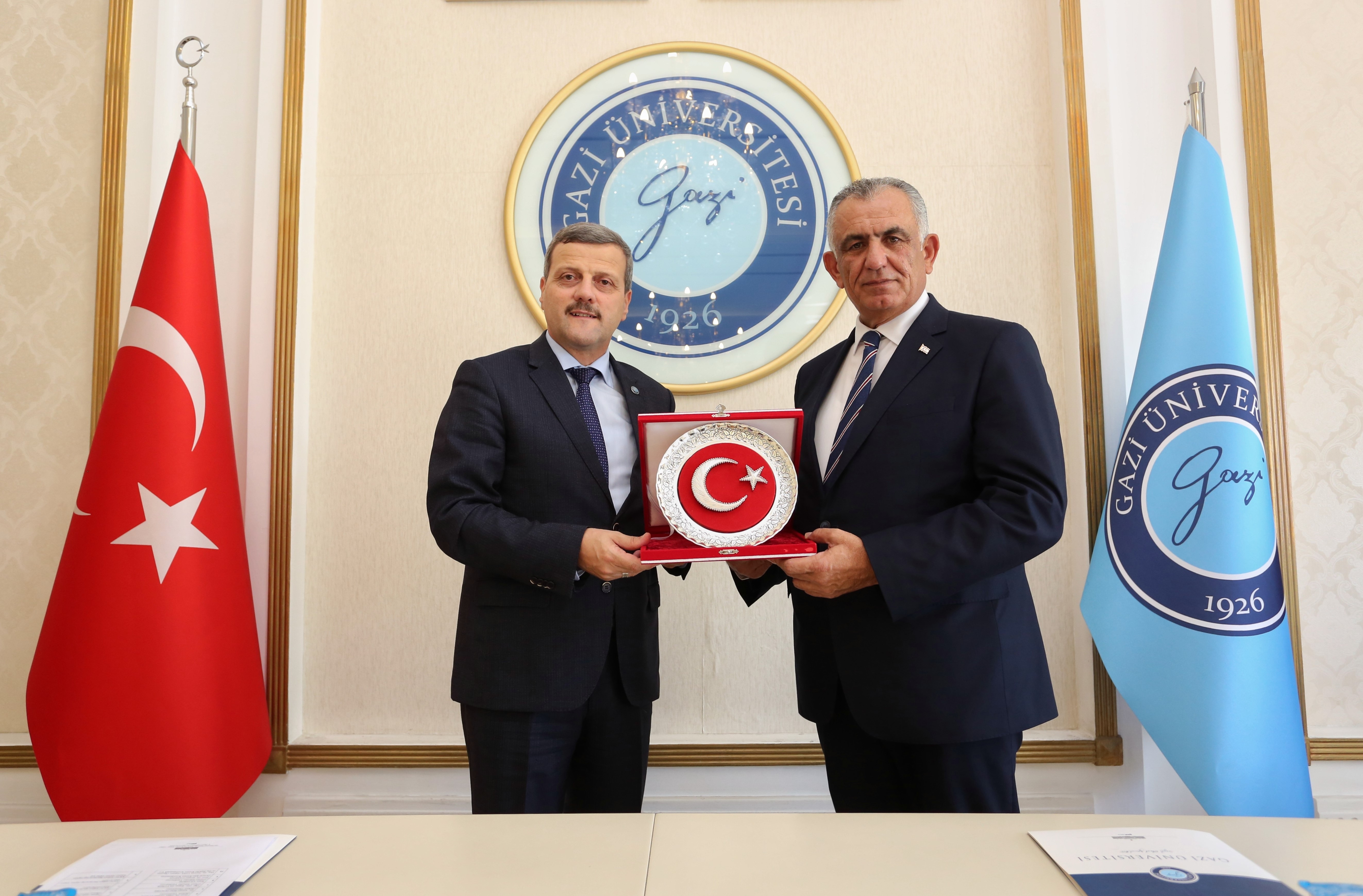 KKTC Milli Eğitim Bakanı Nazım Çavuşoğlu, Rektörümüz Prof. Dr. Musa Yıldızı Ziyaret Etti-1
