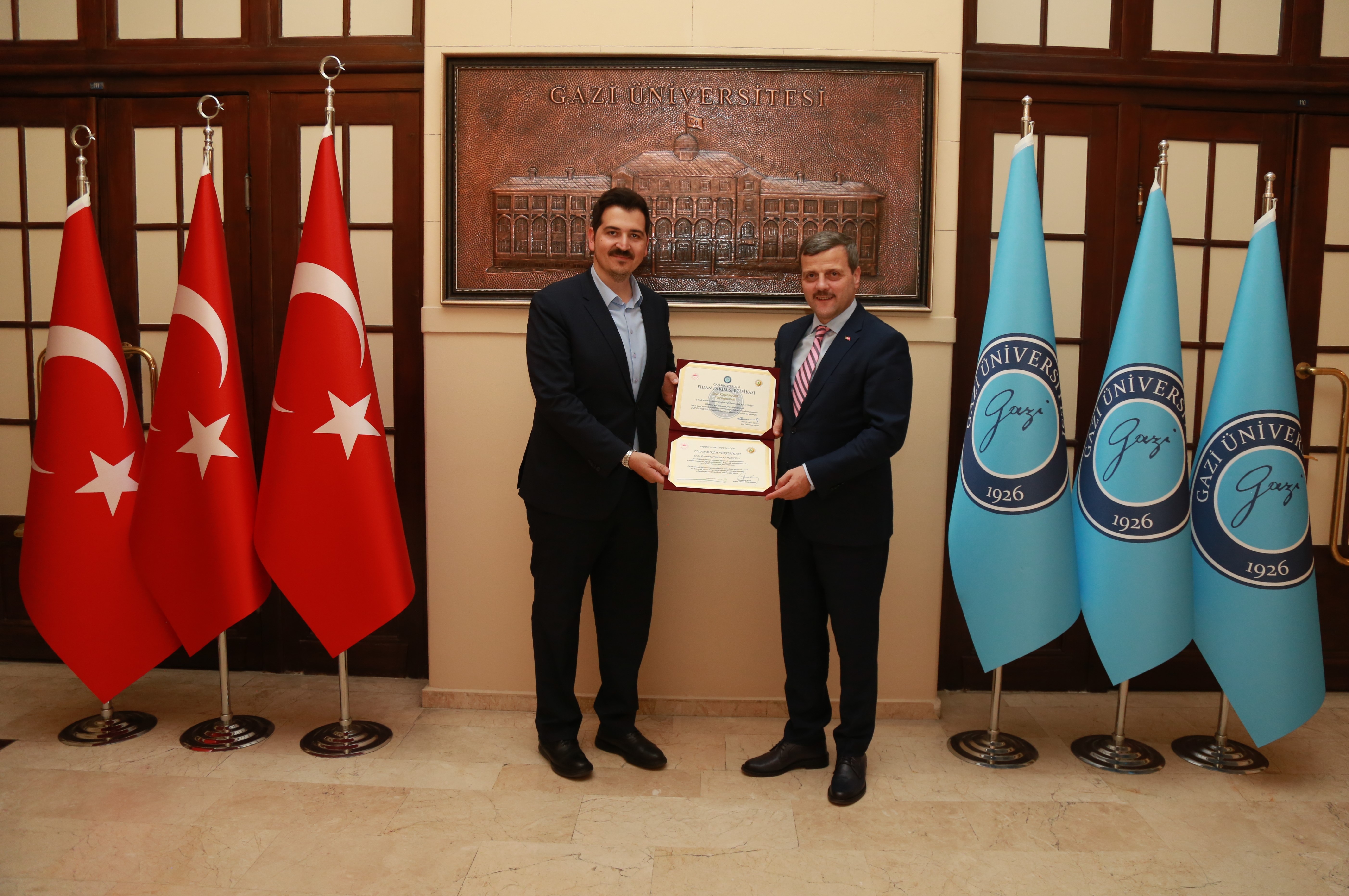 Türkiye Gençlik STK’ları Platformu Başkan Vekili Kürşat Karaca Rektörümüz Prof. Dr. Musa Yıldız’ı Ziyaret Etti-1