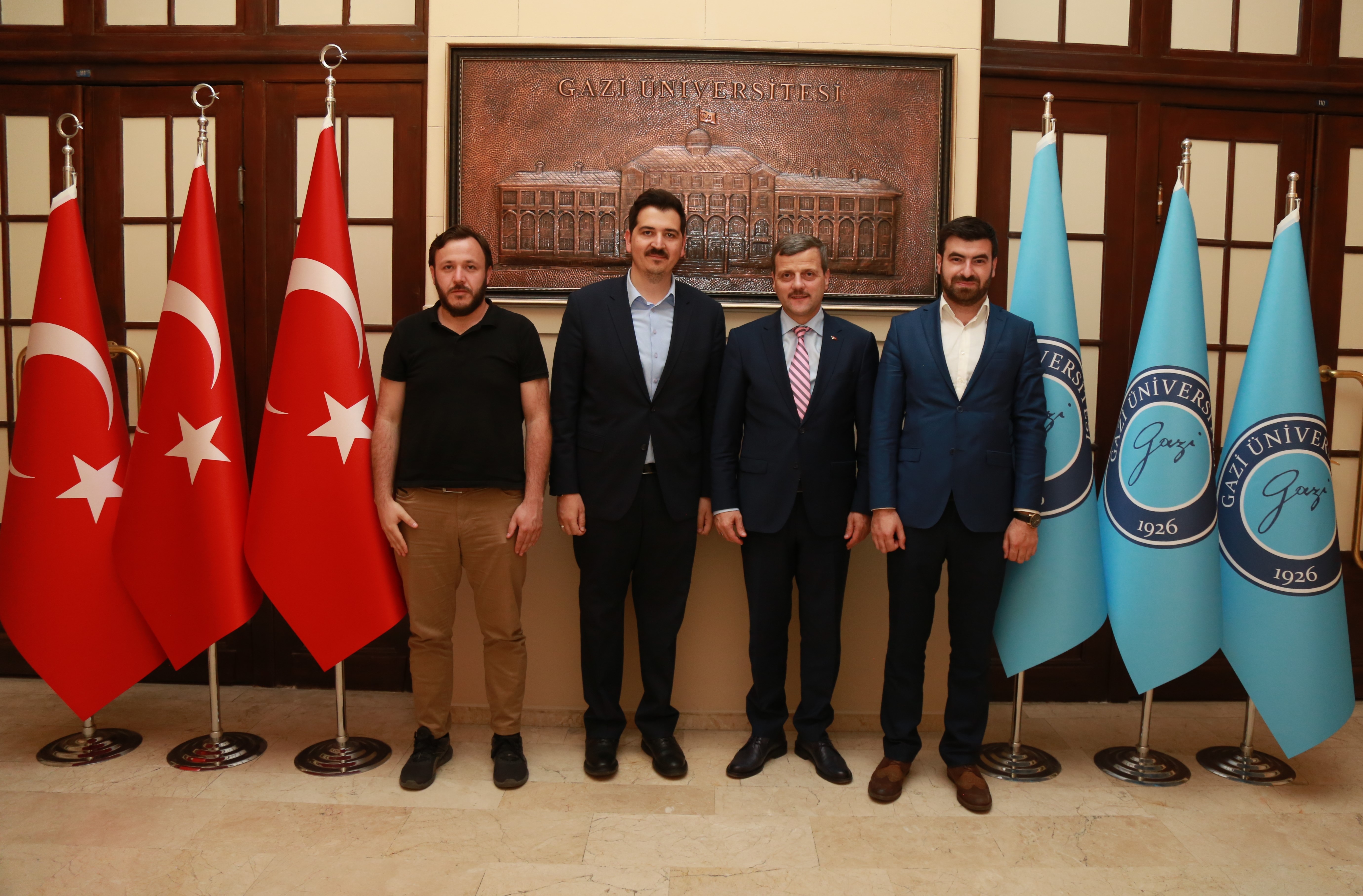 Türkiye Gençlik STK’ları Platformu Başkan Vekili Kürşat Karaca Rektörümüz Prof. Dr. Musa Yıldız’ı Ziyaret Etti-1