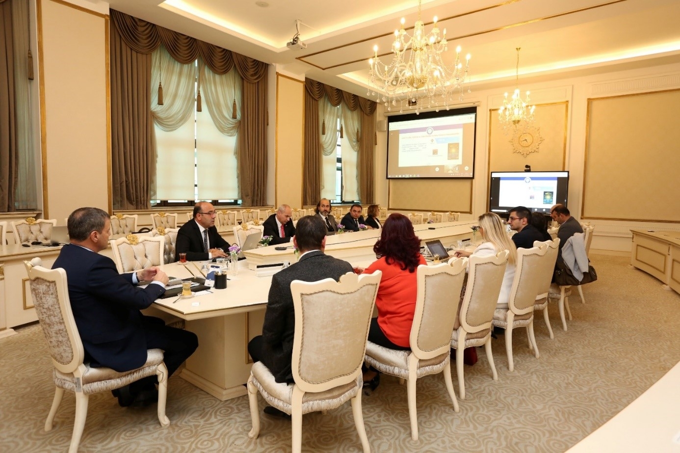 Enstitüler 2022-2023 Güz Dönemi Hazırlık Toplantısı Yapıldı-1