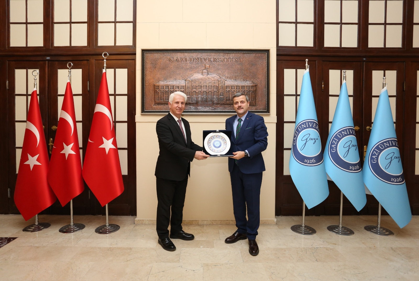 Anayasa Mahkemesi Başkan Vekili Hasan Tahsin Gökçen Rektörümüz Prof. Dr. Musa Yıldız’ı Ziyaret Etti-1